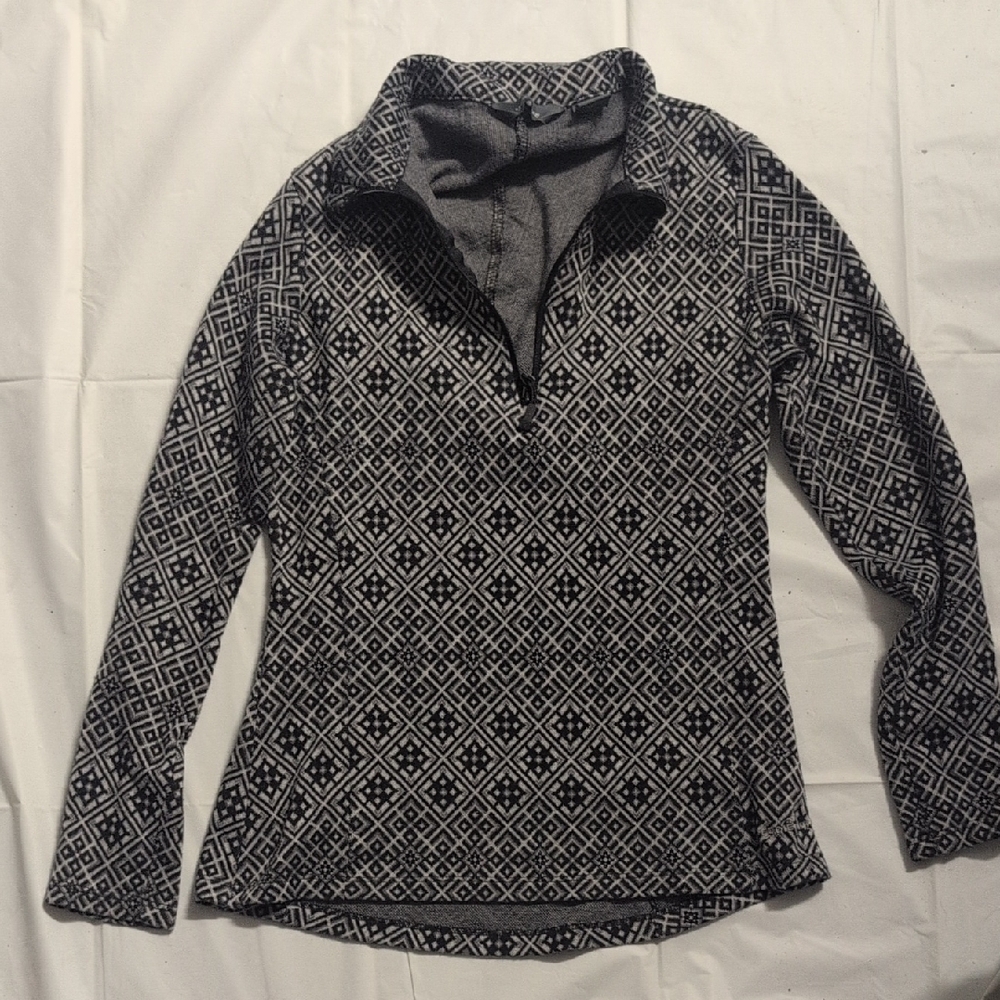 Eddie Bauer Black and White Patterned Pullover